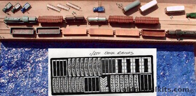 CM 1/350 Dock Section with ramps plastic model kit